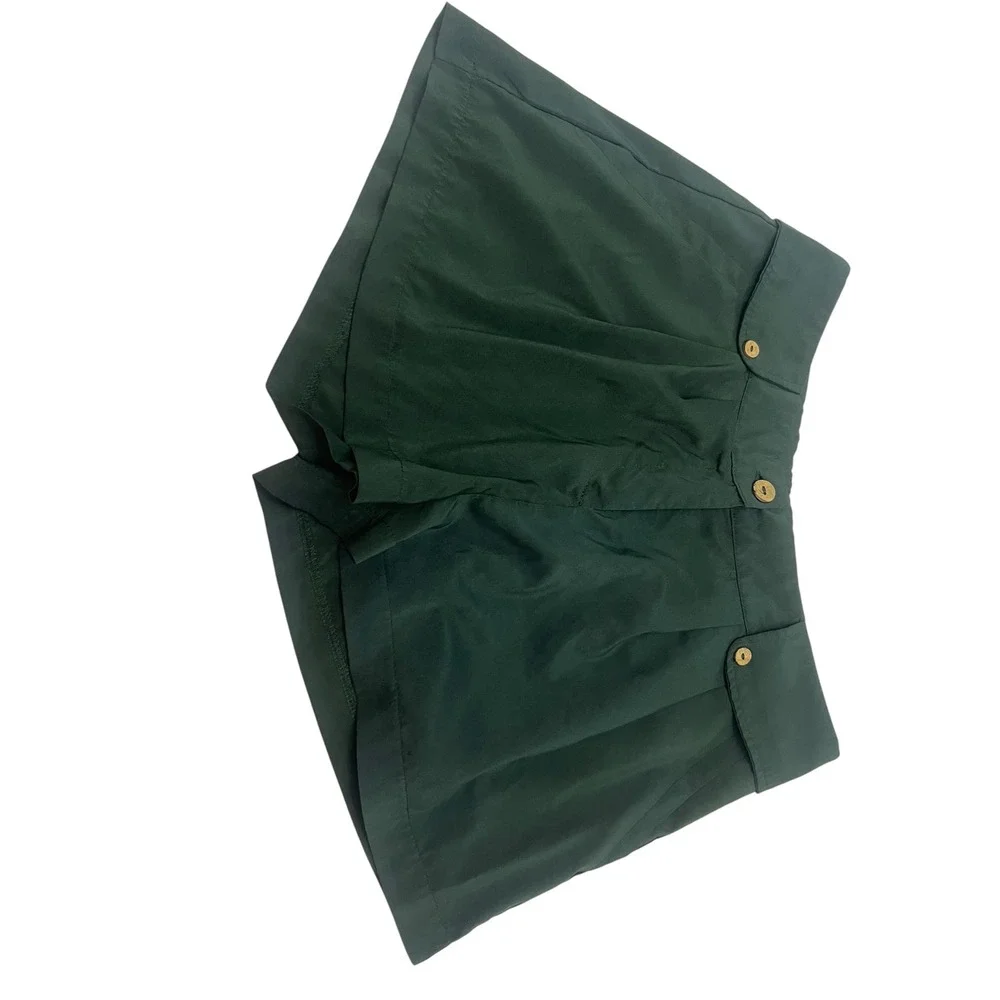 Boutique Women Olive Green High Rise Pleated Shorts Button Detail Size Medium
